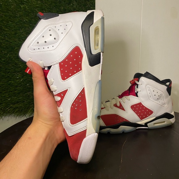 Jordan 6 carmine main image 2